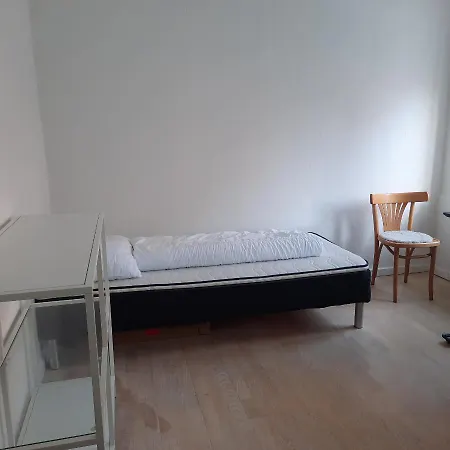1- Bed Private In Homestay Odense
