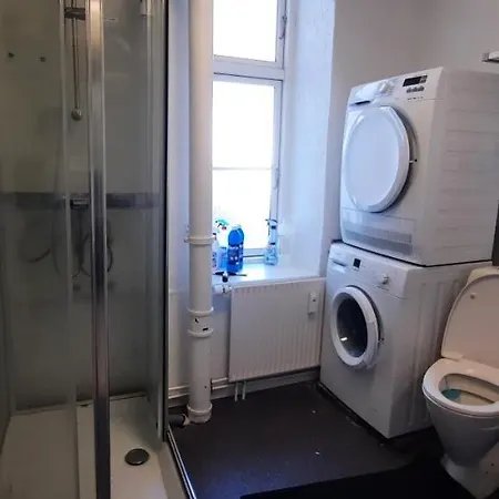 1- Bed Private In Δωμάτια σε οικογενειακή κατοικία Οντένσε